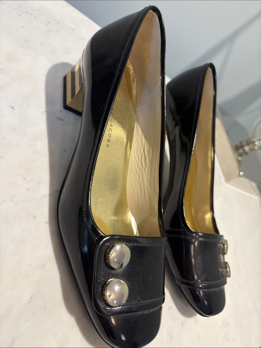 Marc Jacobs Women's Black Patent Leather Pumps with Gold Insole